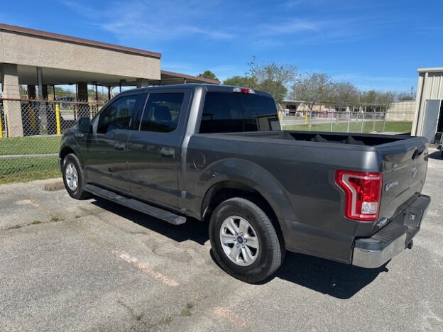 2015 Ford F-150 XLT repo for sale