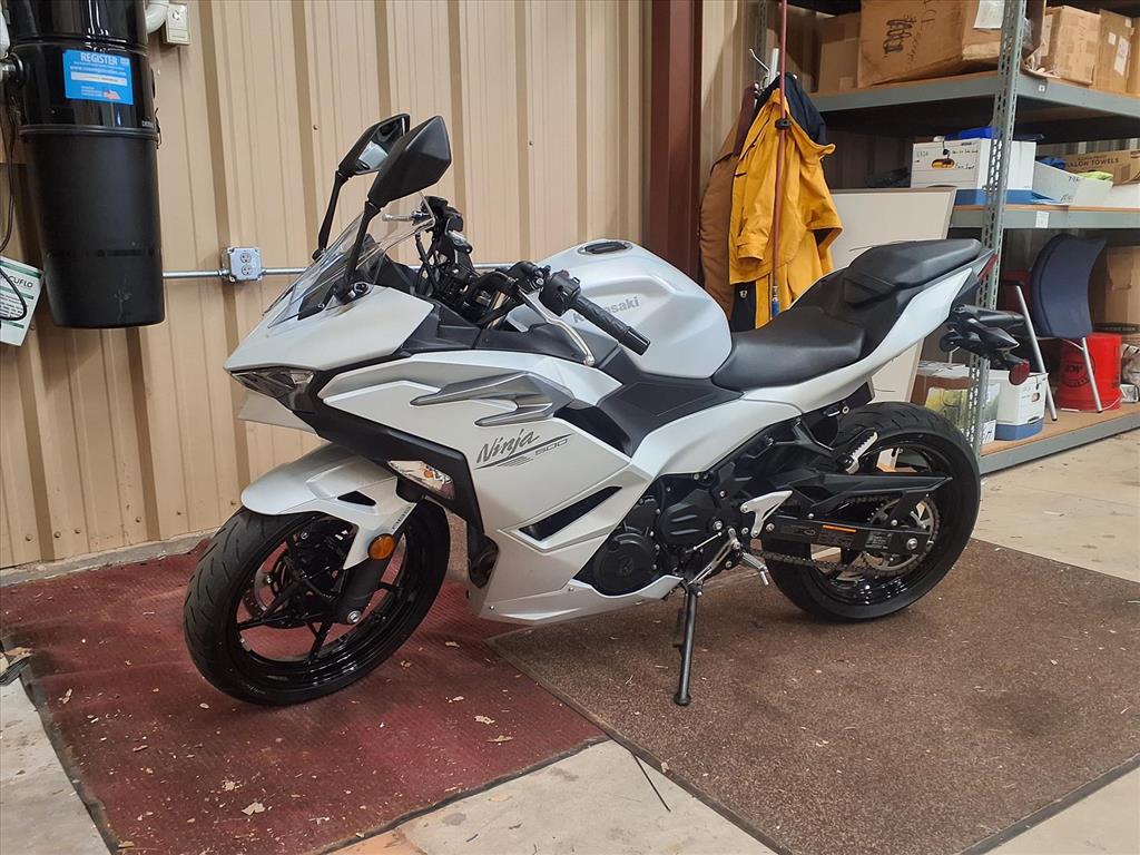2025 Kawasaki Ninja 500 Sport