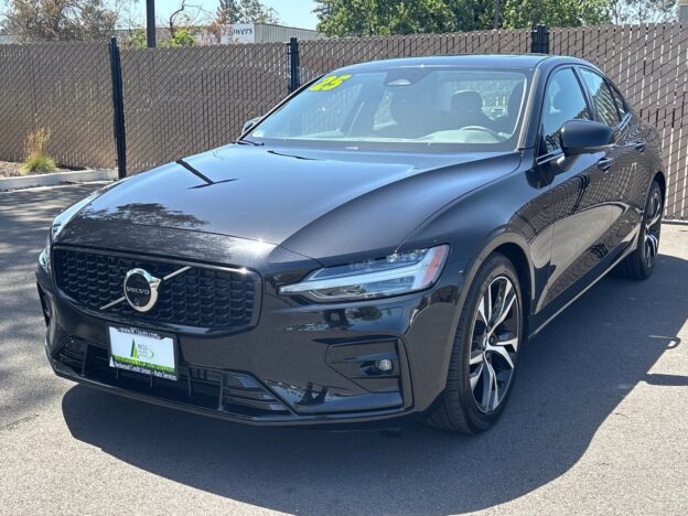 2025 Volvo S60 B5 Plus REPO FOR SALE