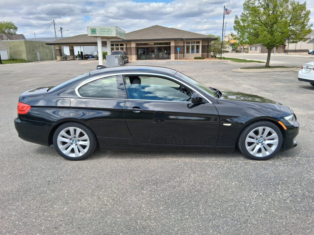 2012 BMW 3 Series