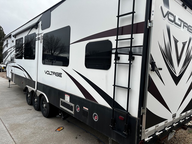 2015 Keystone Voltage