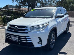 2018 Toyota Highlander XLE repo for sale