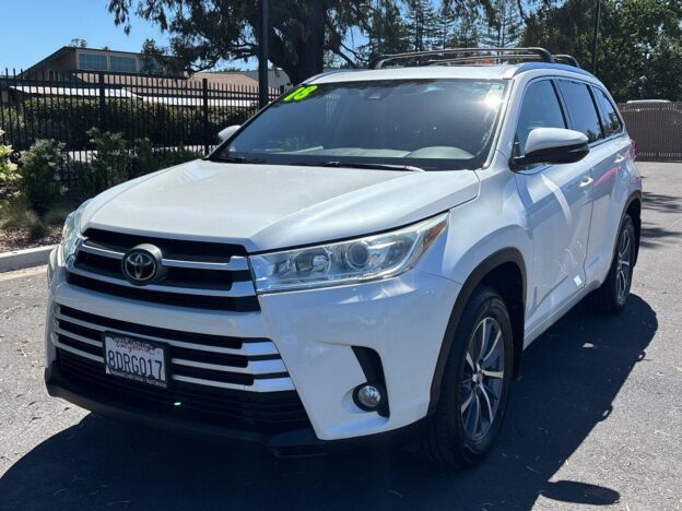 2018 Toyota Highlander XLE repo for sale