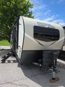 2020 Flagstaff M-25BDS repo for sale