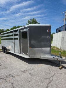2022 Frontier Horse Trailer