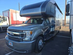 2022 THOR MAGNITUDE SV34 repo for sale