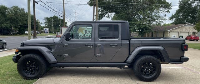 2023 Jeep Gladiator Sport S