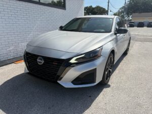 2023 Nissan Altima SR