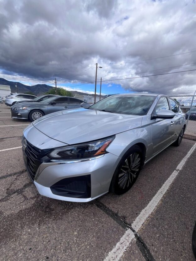 2023 Nissan Altima repo for sale