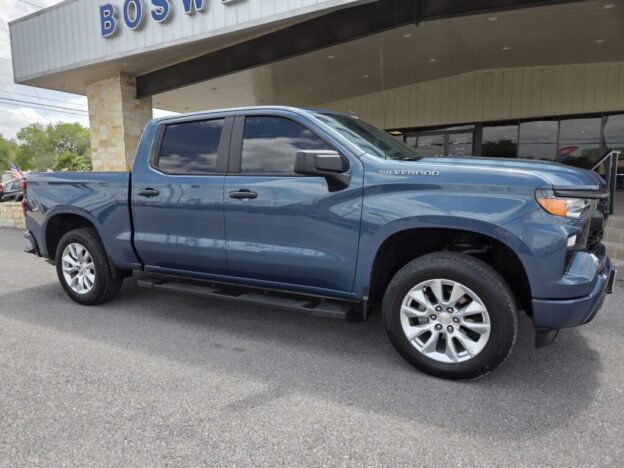 2024 Chevrolet Silverado repo for sale