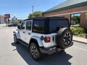 2024 Jeep Wrangler 40 Sahara 4WD 2.0L