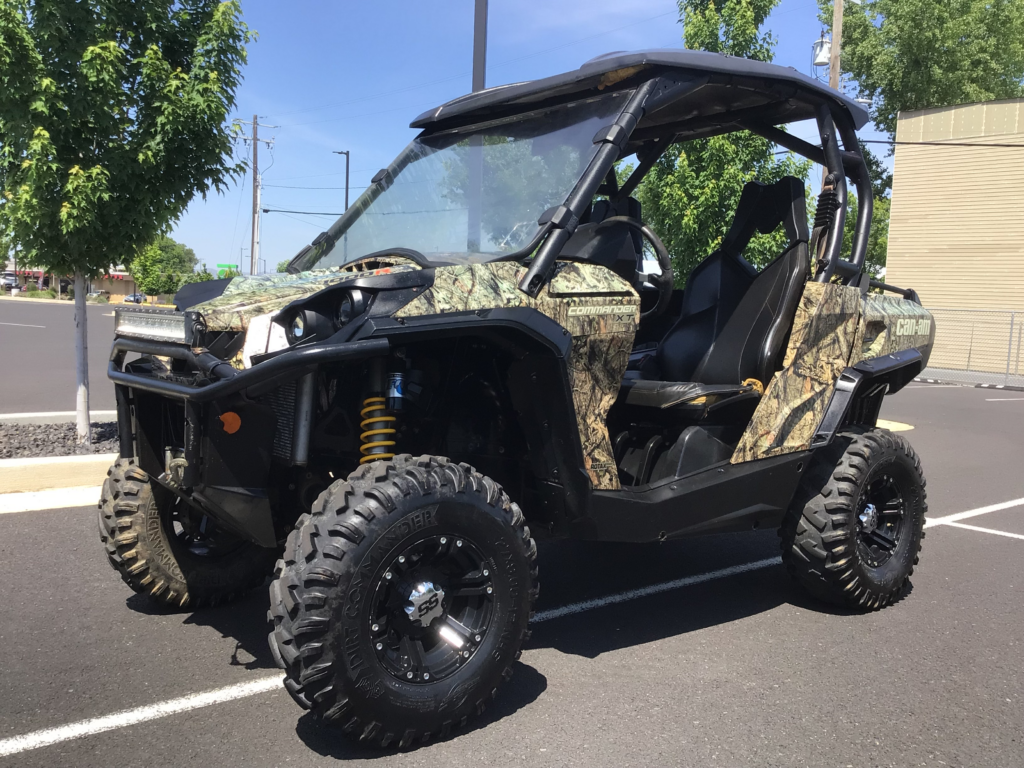 2019 Can-Am Commander XT