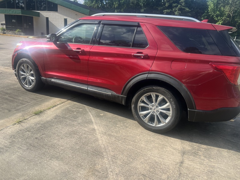 2020 Ford Explorer 4D Limited