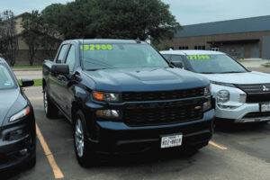 2021 Chevrolet Silverado 1500 Crew Cab Custom Blue repo for sale