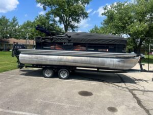 2021 LOWE TRITOON SS 210 V repo for sale