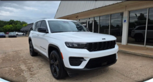 2023 Jeep Grand Cherokee Altitude X 4x4 repo for sale