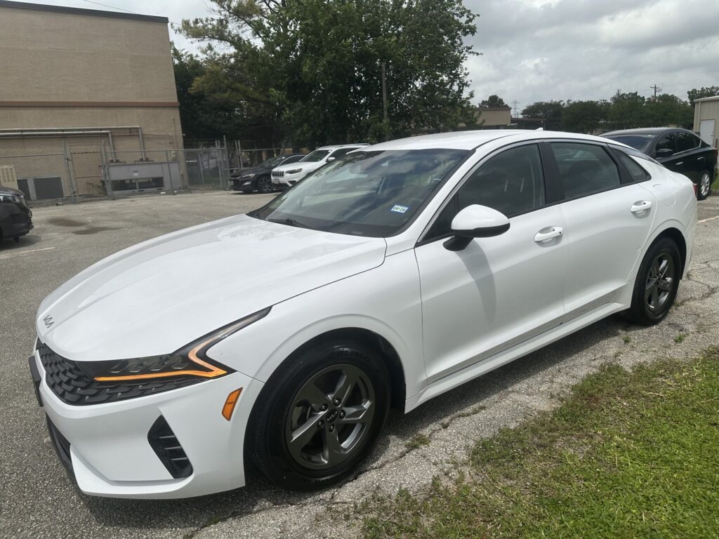 2023 Kia K5