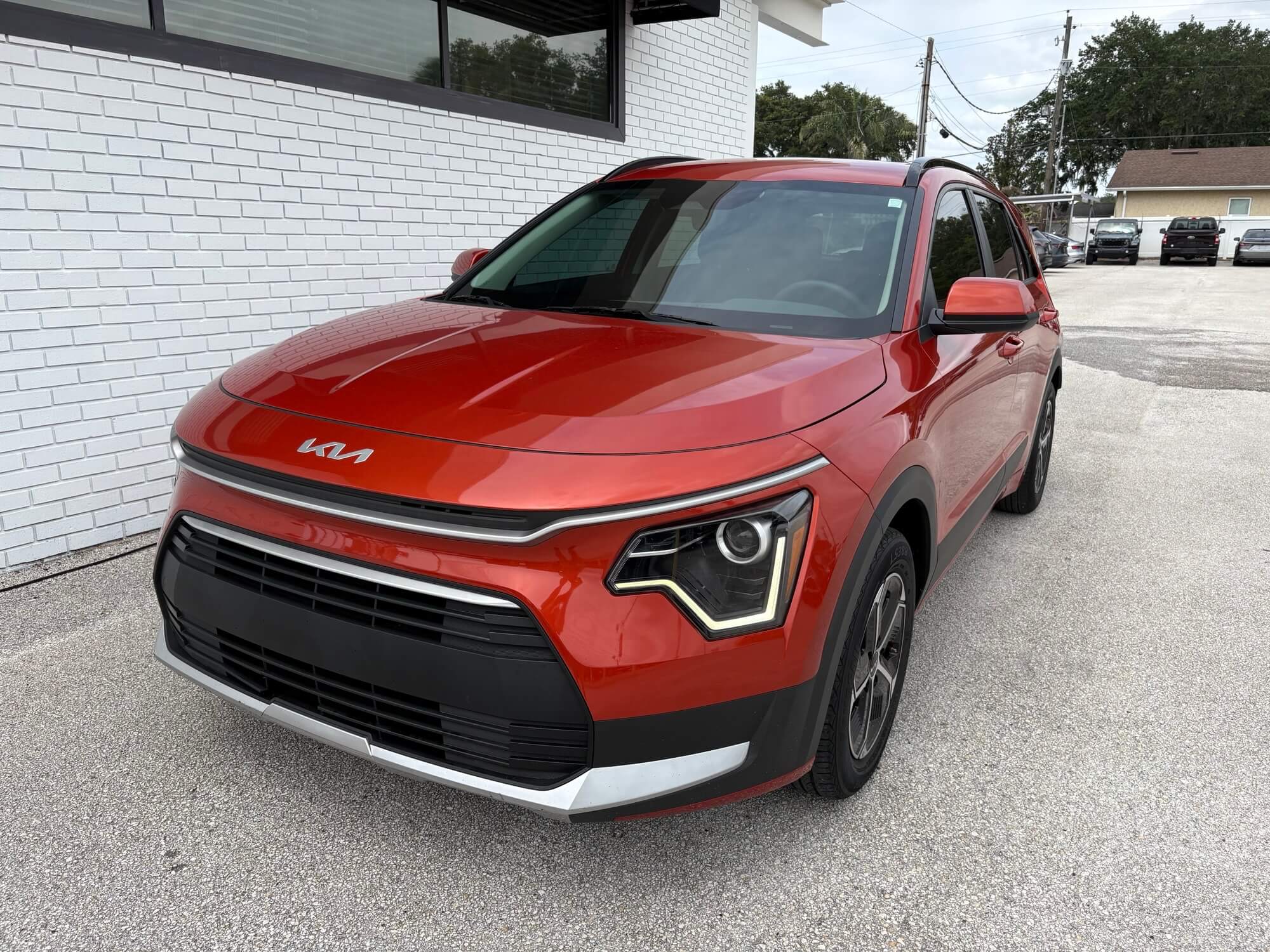 2023 Kia Niro LX