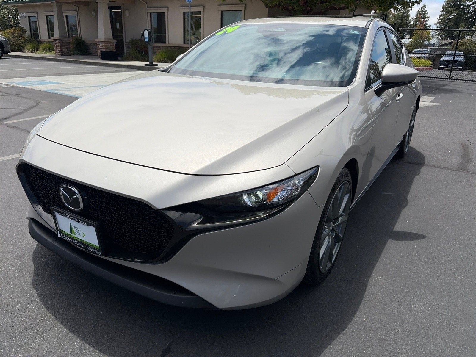 2024 Mazda Mazda Hatchback 2.5 S Preferred