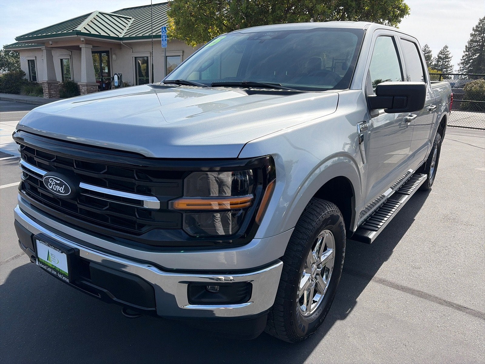 2025 Ford F-150 SuperCrew XLT