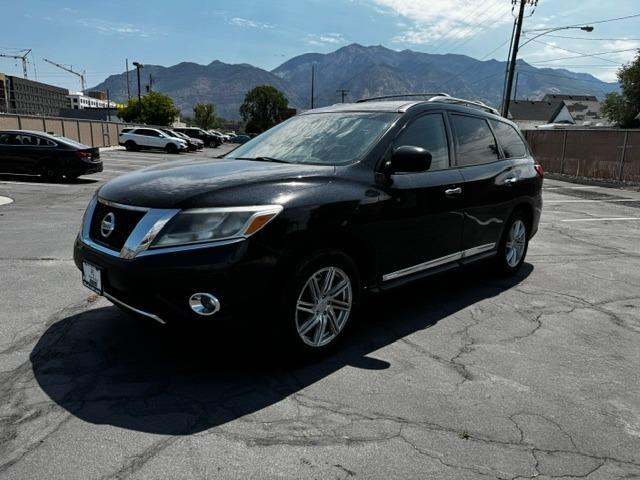 2013 Nissan Pathfinder Platinum