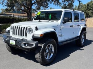 2018 Jeep Wrangler Unlimited Sahara 2.0L 4 Cylinder Automatic Four-Wheel Drive Bright White Clearcoat Interior: Black/Heritage Tan 2018 Jeep Wrangler Unlimited Sahara repo for sale