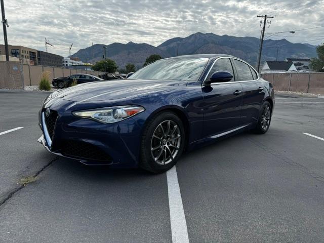 2020 Alfa Romeo Giulia Base