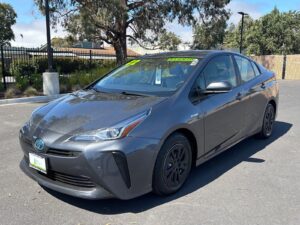 2022 Toyota Prius LE repo for sale