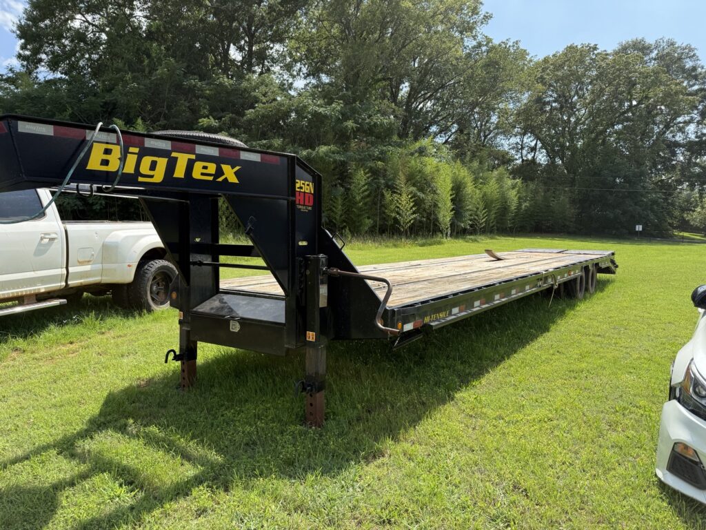 2023 Big Tex Trailer 25 GN Gooseneck Flatbed 35 + 5MR