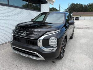 2024 Mitsubishi Outlander SE repo for sale