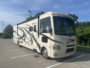 2015 Thor Motor Coach repo for sale