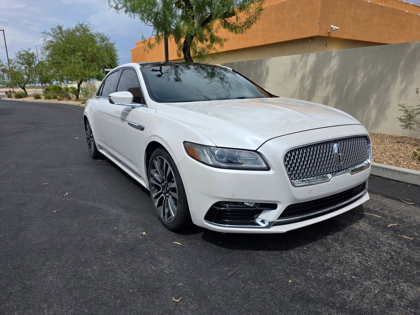 2018 LINCOLN CONTINENTAL