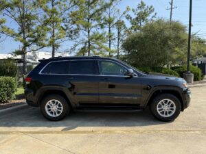 2020 Jeep Grand Cherokee Laredo E