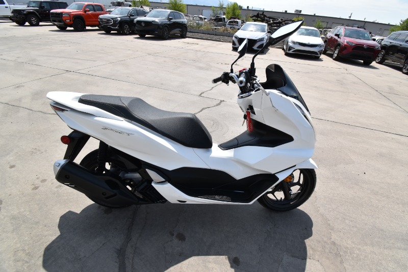 2022 Honda PCX 150 ABS