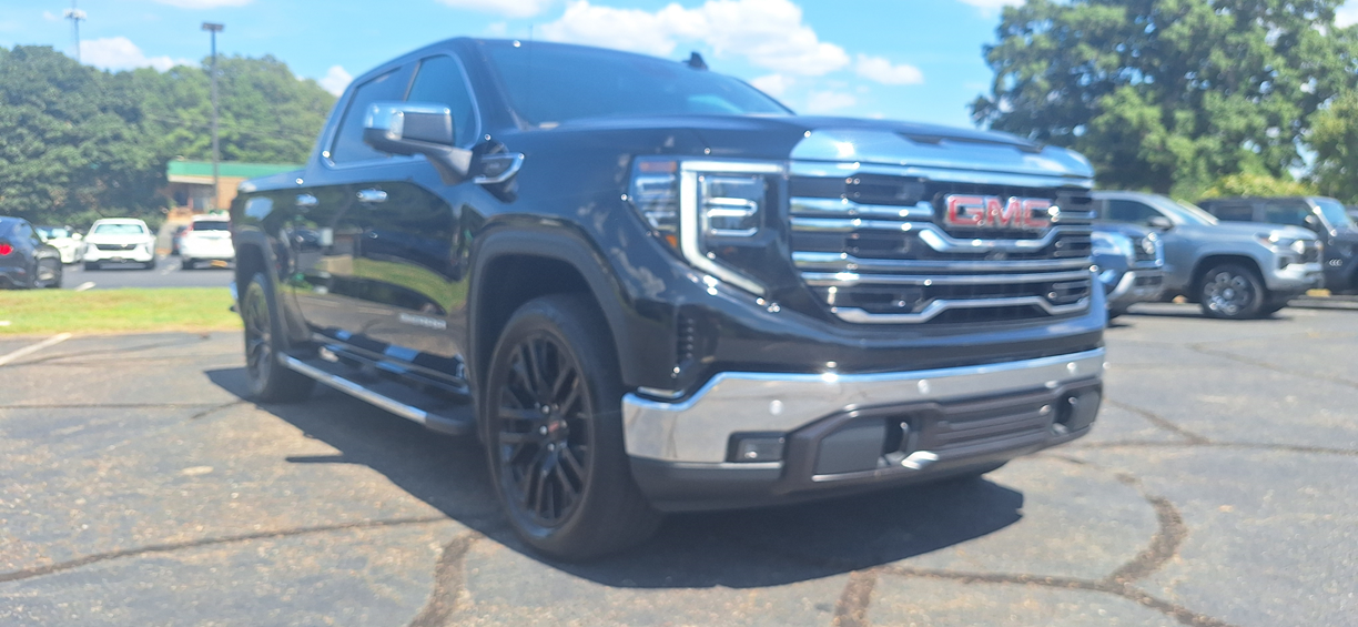2024 GMC Sierra 1500 Crew Cab SLT 4WD