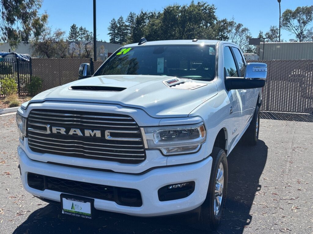 2024 RAM 2500 Crew Cab Laramie