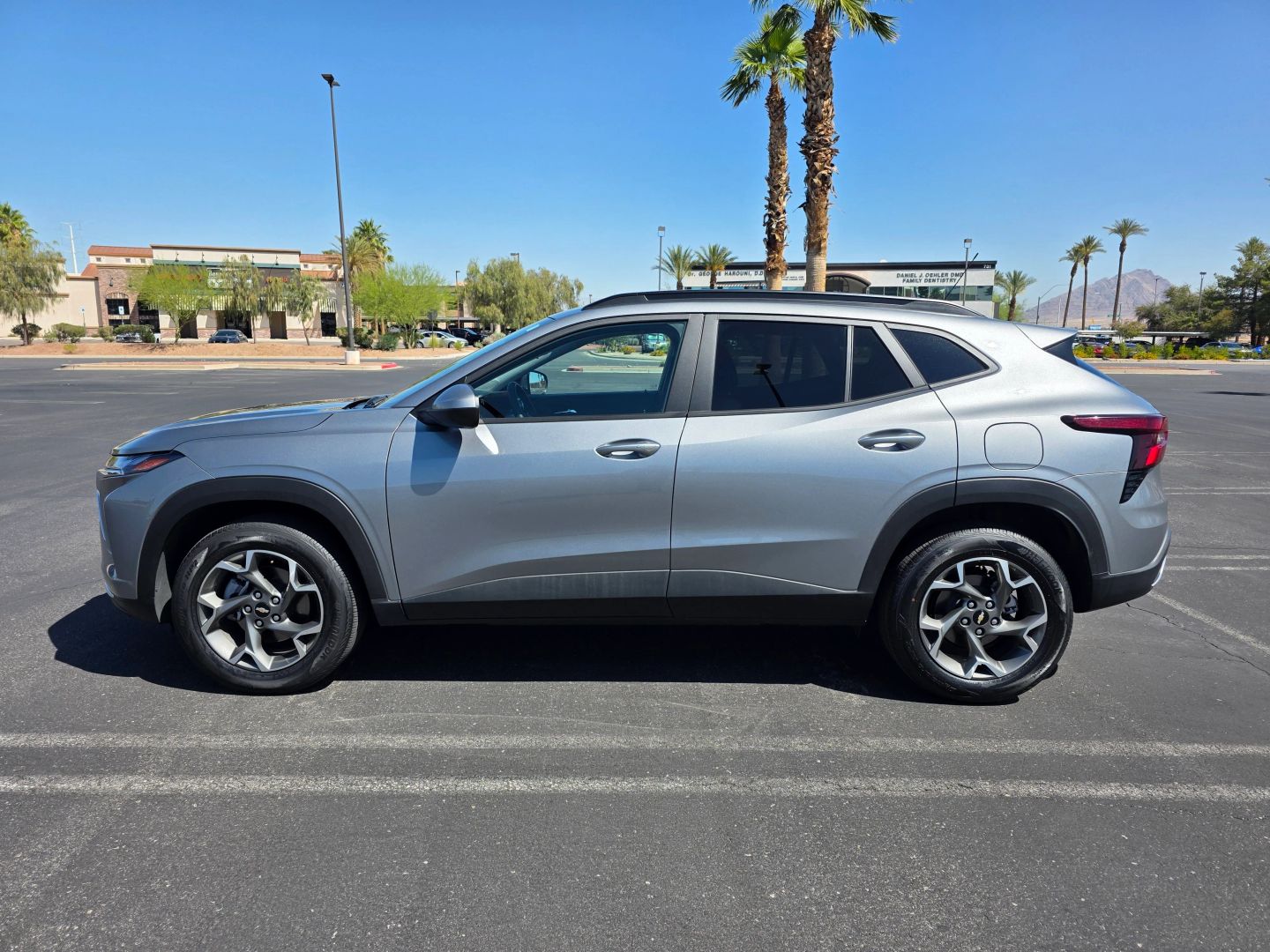 2025 CHEVROLET TRAX