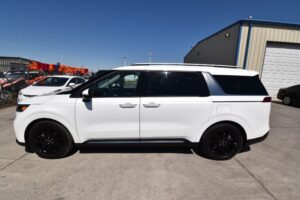 2024 Kia Carnival SX