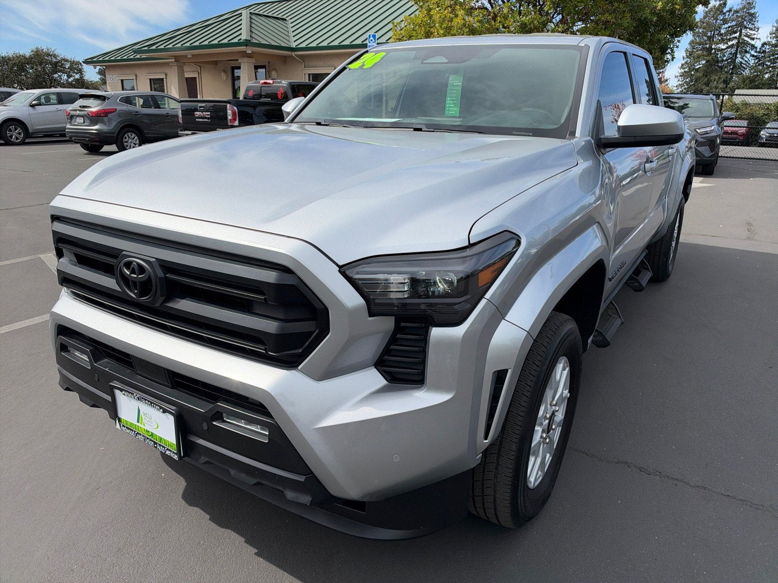 2024 Toyota Tacoma Double Cab SR5
