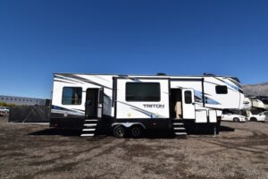2018 Dutchman TRITON M-3551- 39′