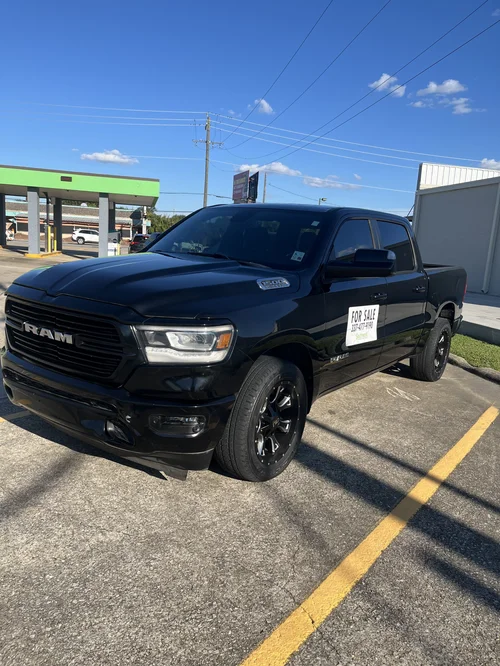 2019 Ram 1500 Bighorn/Lone Star V8