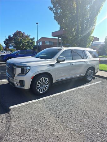 2024 GMC Yukon Denali Ultimate 4WD